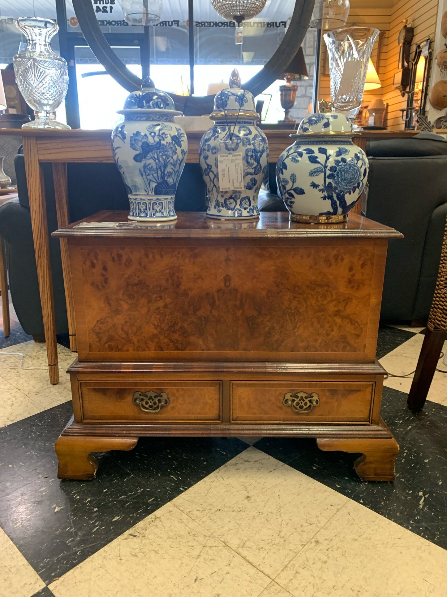 Antique Burl Walnut Wood Georgian Blanket Chest