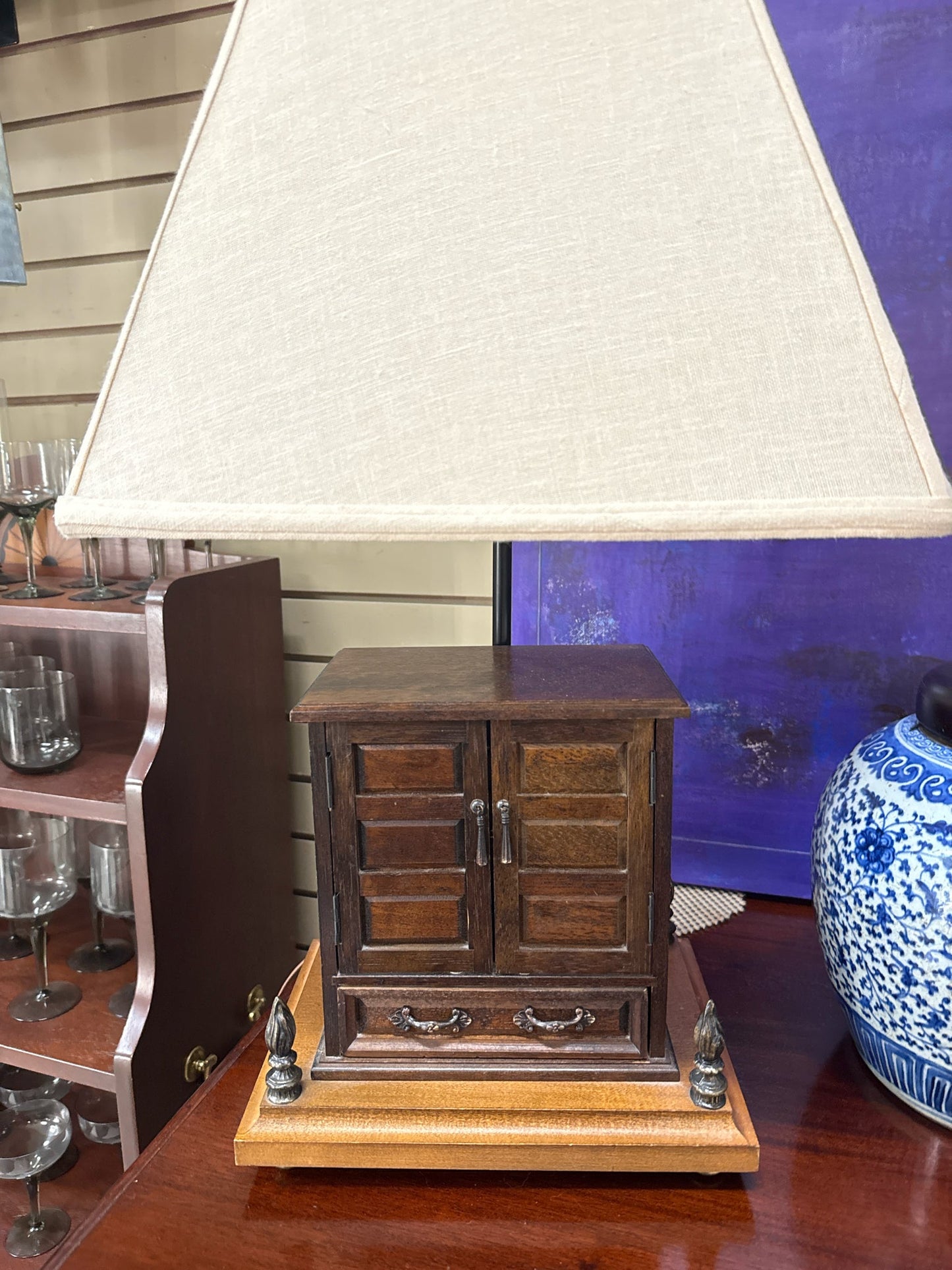 Vintage Jewelry Box Lamp w/Cream Linen Shade